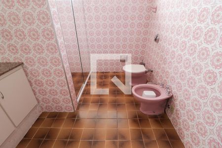 Casa à venda com 300m², 3 quartos e 4 vagasBanheiro 1