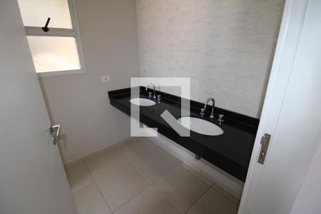 Apartamento à venda com 117m², 3 quartos e 3 vagasQuarto 1 - Banheiro