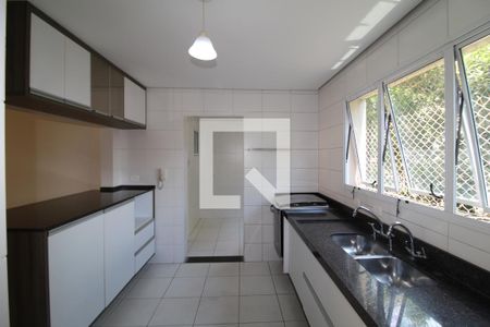 Apartamento à venda com 117m², 3 quartos e 3 vagasCozinha