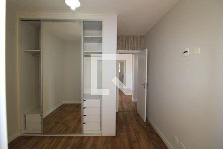 Apartamento à venda com 117m², 3 quartos e 3 vagasQuarto 2