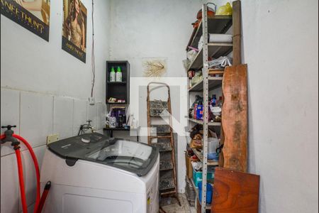 Casa à venda com 280m², 3 quartos e 2 vagasÁrea de Serviço