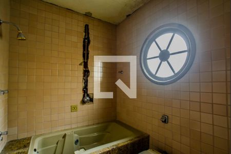 Casa à venda com 280m², 3 quartos e 2 vagasBanheiro 1