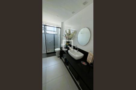 Apartamento à venda com 81m², 3 quartos e 1 vagaBanheiro