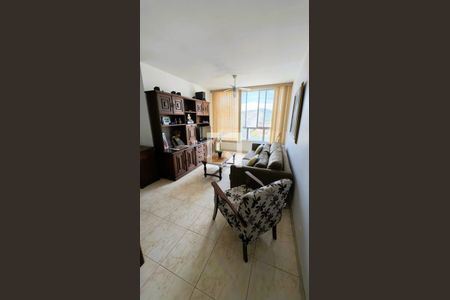 Apartamento à venda com 81m², 3 quartos e 1 vagaSala