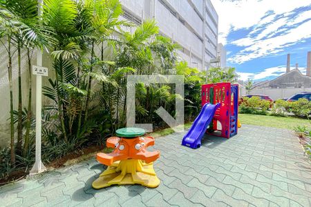 Apartamento para alugar com 32m², 1 quarto e sem vaga Apartamento para alugar com 32m², 1 quarto e sem vagaÁrea comum - Playground