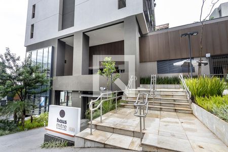 Studio à venda com 30m², 1 quarto e sem vaga Studio à venda com 30m², 1 quarto e sem vagaFachada