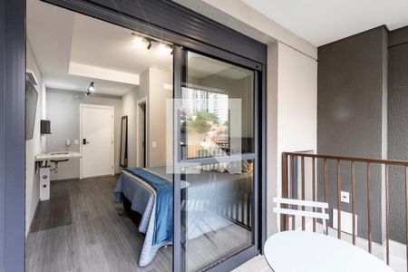 Studio à venda com 30m², 1 quarto e sem vaga Studio à venda com 30m², 1 quarto e sem vagaSacada