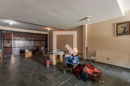 Casa à venda com 560m², 5 quartos e 5 vagasGaragem