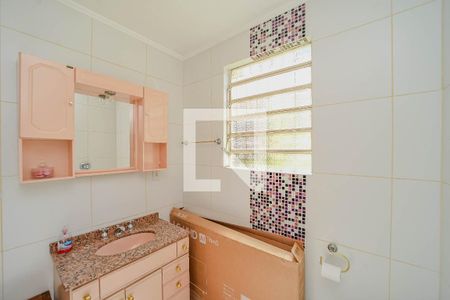 Casa à venda com 172m², 3 quartos e 3 vagasBanheiro Social