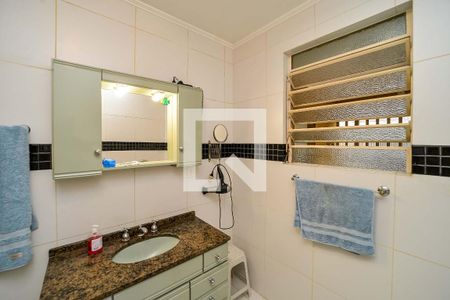 Casa à venda com 172m², 3 quartos e 3 vagasBanheiro da Suíte