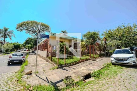 Casa à venda com 172m², 3 quartos e 3 vagasFachada