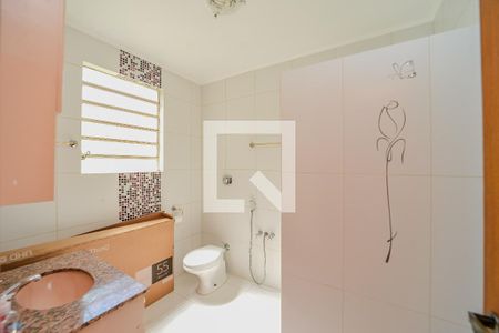 Casa à venda com 172m², 3 quartos e 3 vagasBanheiro Social