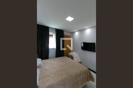 Casa à venda com 360m², 3 quartos e 3 vagasSuíte