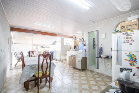 Casa à venda com 238m², 3 quartos e 2 vagas Casa à venda com 238m², 3 quartos e 2 vagasSalão de Festas