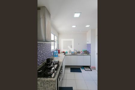 Apartamento à venda com 144m², 3 quartos e 2 vagasCozinha 