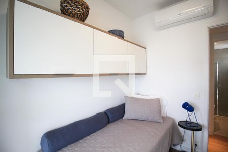 Apartamento à venda com 80m², 2 quartos e 2 vagasQuarto