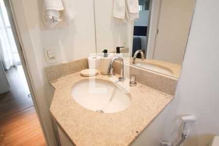 Apartamento à venda com 80m², 2 quartos e 2 vagasBanheiro
