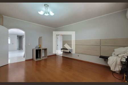 Casa para alugar com 300m², 3 quartos e 4 vagasSuíte 