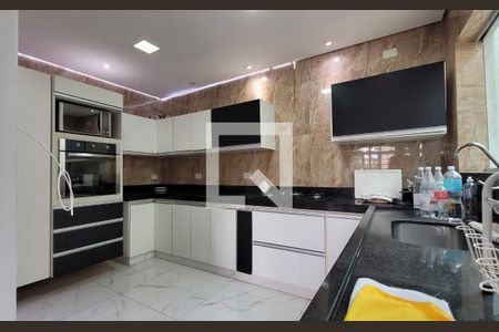 Casa para alugar com 300m², 3 quartos e 4 vagasCozinha