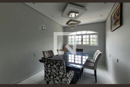 Casa para alugar com 300m², 3 quartos e 4 vagasSala de jantar