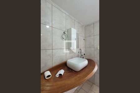 Casa para alugar com 300m², 3 quartos e 4 vagasLavabo