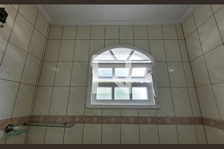 Casa para alugar com 300m², 3 quartos e 4 vagasBanheiro