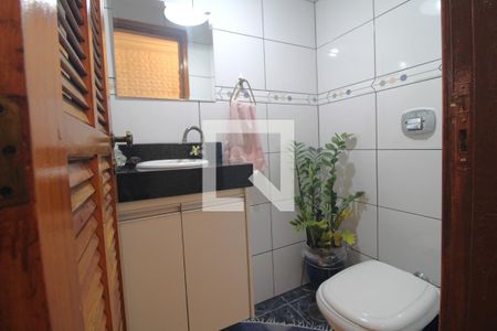 Lavabo de casa à venda com 3 quartos, 200m² em Campo Grande, São Paulo