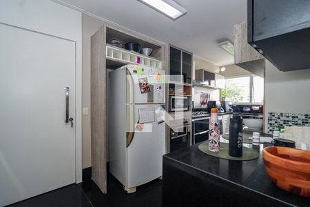 Apartamento à venda com 227m², 3 quartos e 2 vagas Apartamento à venda com 227m², 3 quartos e 2 vagasCozinha