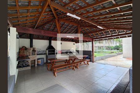 Apartamento à venda com 227m², 3 quartos e 2 vagas Apartamento à venda com 227m², 3 quartos e 2 vagasÁrea comum - Churrasqueira