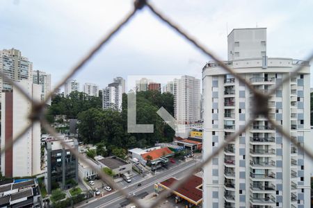 Apartamento à venda com 227m², 3 quartos e 2 vagas Apartamento à venda com 227m², 3 quartos e 2 vagasVista do Quarto 2