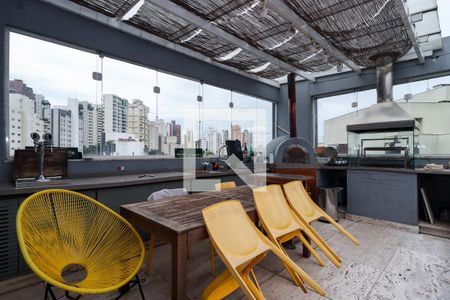 Apartamento à venda com 227m², 3 quartos e 2 vagas Apartamento à venda com 227m², 3 quartos e 2 vagasCobertura