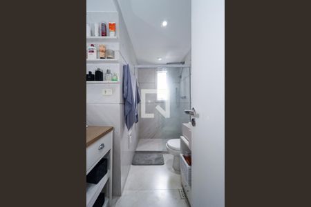 Apartamento à venda com 227m², 3 quartos e 2 vagas Apartamento à venda com 227m², 3 quartos e 2 vagasBanheiro