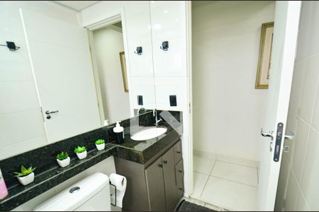 Apartamento à venda com 74m², 3 quartos e 3 vagasBanheiro social