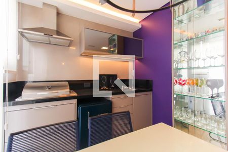 Varanda de apartamento à venda com 2 quartos, 65m² em Vila Bertioga, São Paulo