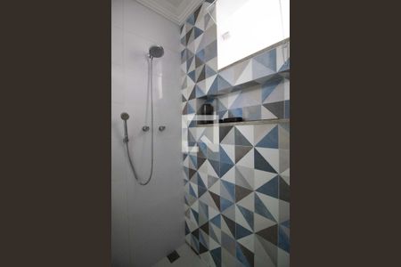 Apartamento para alugar com 100m², 2 quartos e sem vagaBanheiro social