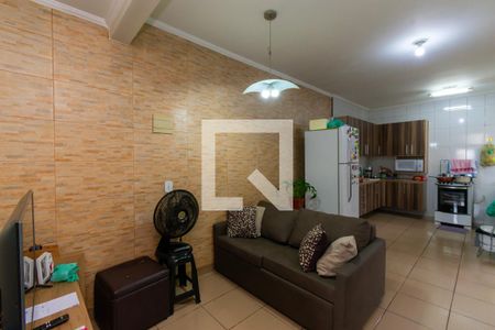 Casa à venda com 195m², 6 quartos e 2 vagas Casa à venda com 195m², 6 quartos e 2 vagasCasa 2 - Sala