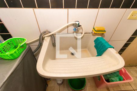 Casa à venda com 195m², 6 quartos e 2 vagas Casa à venda com 195m², 6 quartos e 2 vagasÁrea de Serviço