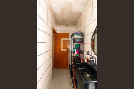 Casa à venda com 195m², 6 quartos e 2 vagas Casa à venda com 195m², 6 quartos e 2 vagasBanheiro