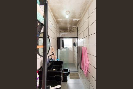 Casa à venda com 195m², 6 quartos e 2 vagas Casa à venda com 195m², 6 quartos e 2 vagasBanheiro
