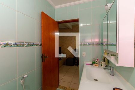 Casa à venda com 195m², 6 quartos e 2 vagas Casa à venda com 195m², 6 quartos e 2 vagasCasa 2 - Banheiro