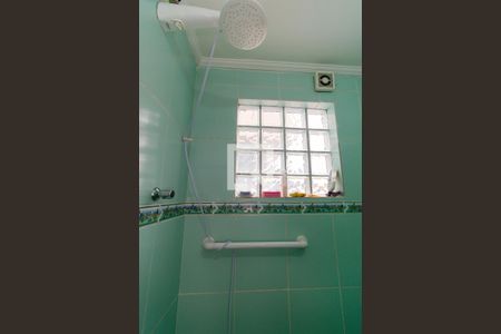 Casa à venda com 195m², 6 quartos e 2 vagas Casa à venda com 195m², 6 quartos e 2 vagasCasa 2 - Banheiro