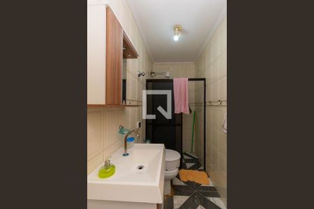Casa à venda com 195m², 6 quartos e 2 vagas Casa à venda com 195m², 6 quartos e 2 vagasCasa 3 - Banheiro