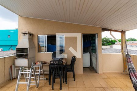 Casa à venda com 195m², 6 quartos e 2 vagas Casa à venda com 195m², 6 quartos e 2 vagasTerraço
