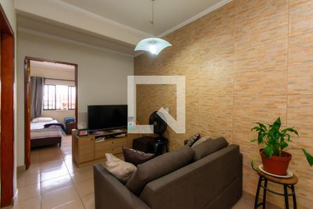 Casa à venda com 195m², 6 quartos e 2 vagas Casa à venda com 195m², 6 quartos e 2 vagasCasa 2 - Sala