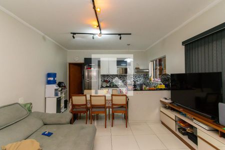 Sala de casa à venda com 6 quartos, 260m² em Vila Primavera, São Paulo