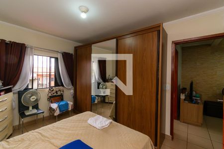 Casa à venda com 195m², 6 quartos e 2 vagas Casa à venda com 195m², 6 quartos e 2 vagasCasa 2 - Quarto 2