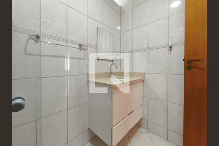 Apartamento para alugar com 80m², 2 quartos e 1 vagaBanheiro Corredor