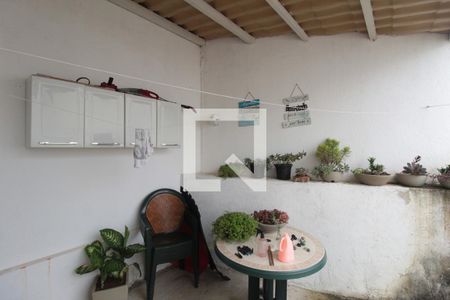 Casa à venda com 90m², 3 quartos e 1 vagaÁrea de Serviço