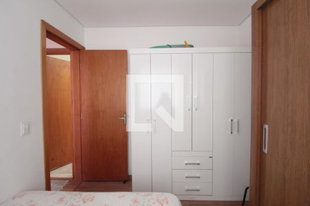 Casa à venda com 90m², 3 quartos e 1 vagaQuarto 2