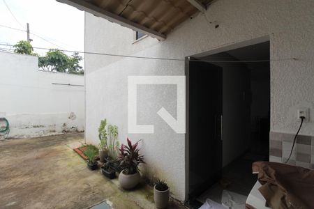 Casa à venda com 90m², 3 quartos e 1 vagaÁrea de Serviço